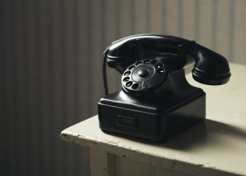 A fictional Z3S Hauwe landline phone
