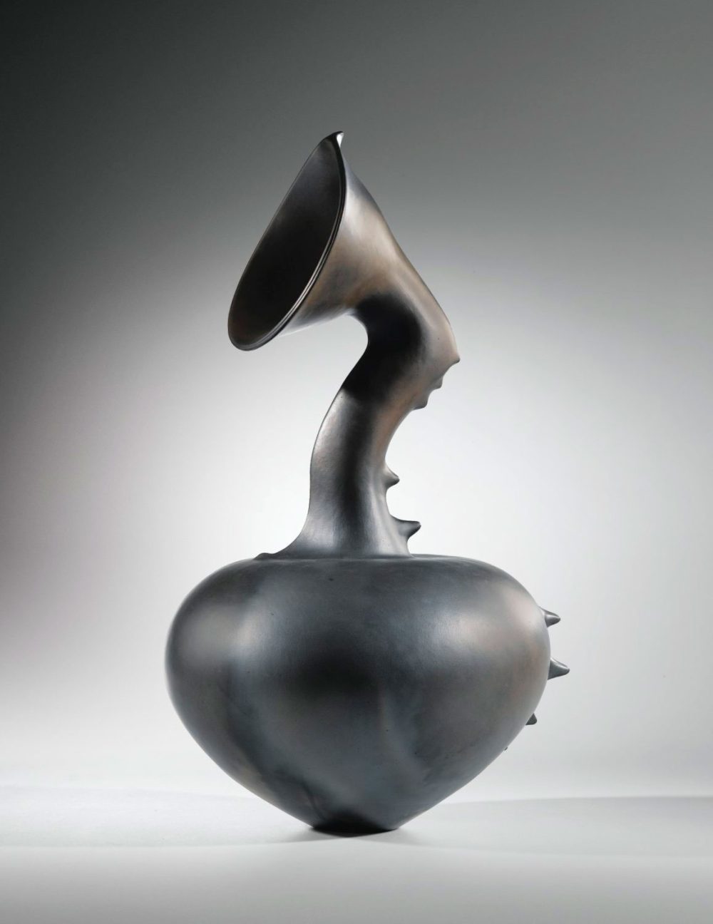 Magdalene Odundo at the Hayward Gallery Ceramic Art Exhibition WAKILISHA